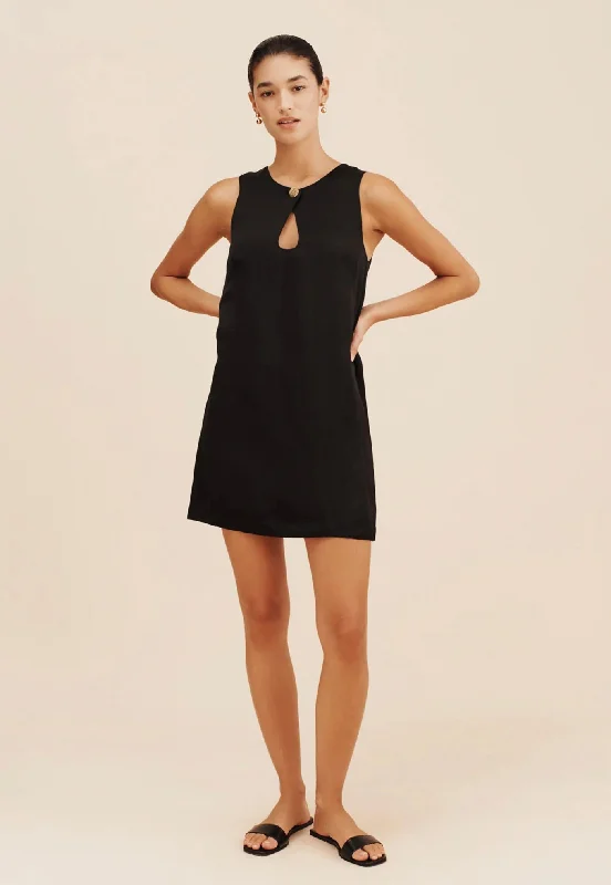 Gigi Mini Dress - Black Casual Mini Dress with Pockets