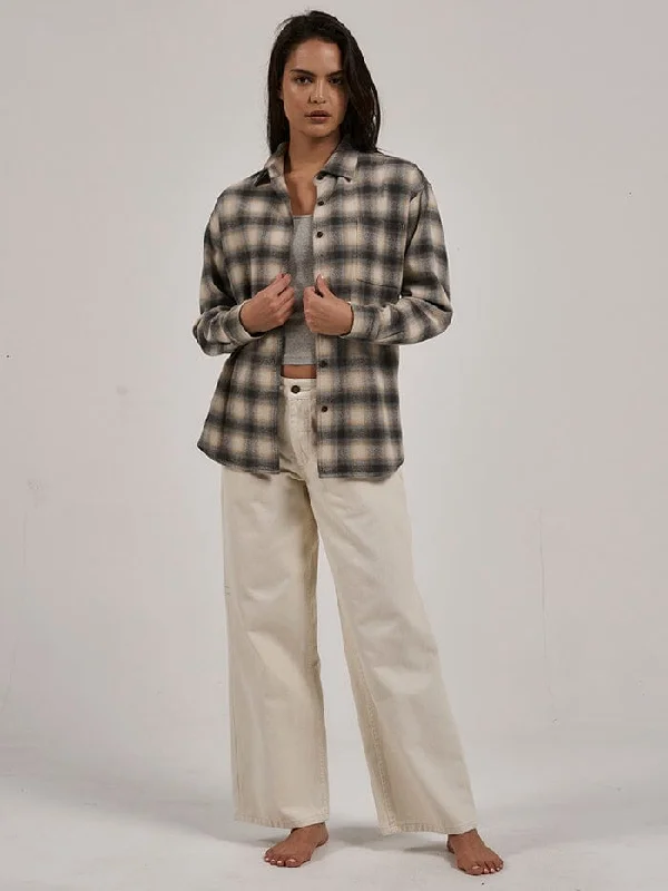 Barrio Overshirt - Tarmac Comfortable Loose Short Sleeve