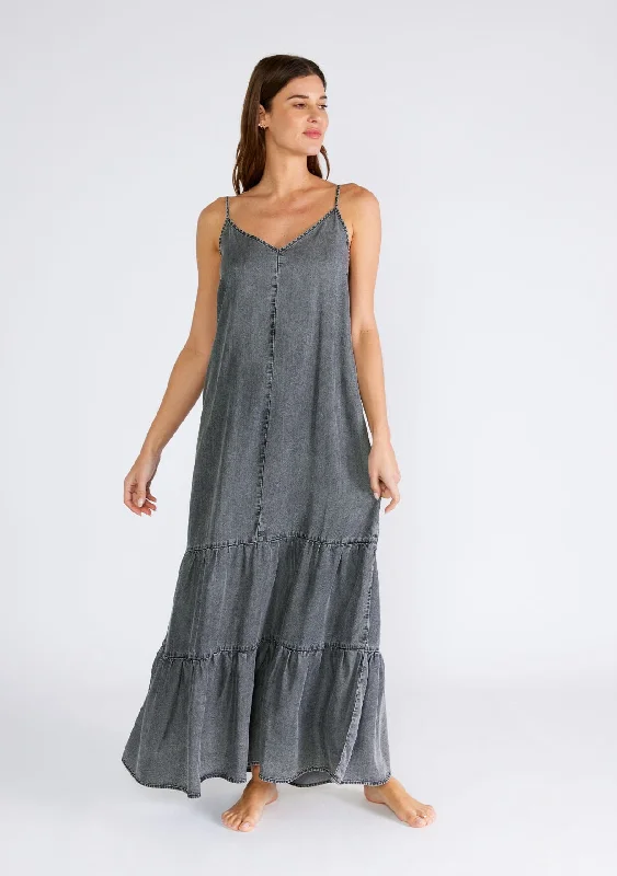 Becki Tiered Maxi Dress Stylish Button-Up Maxi Dress