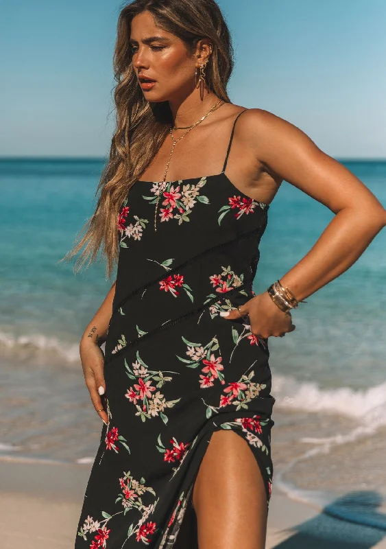 Maddox Floral Maxi Dress Elegant Maxi Dress with Pockets