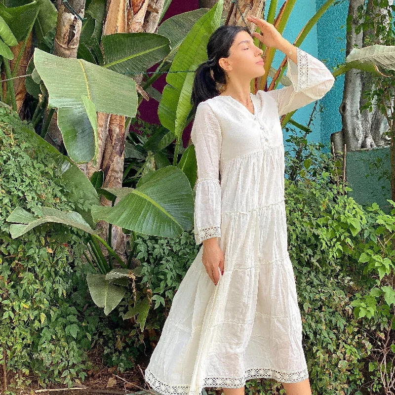 MIKA Maxi Dress Natural Stylish Maxi Dress with Pleats