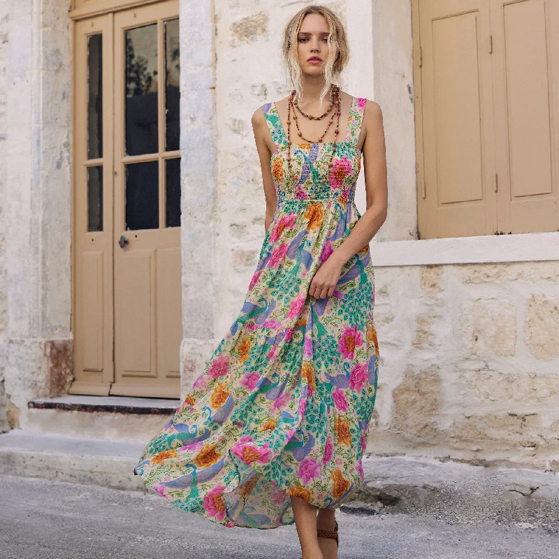 Bohème Strappy Maxi Dress Fashionable Open-Back Maxi Dress