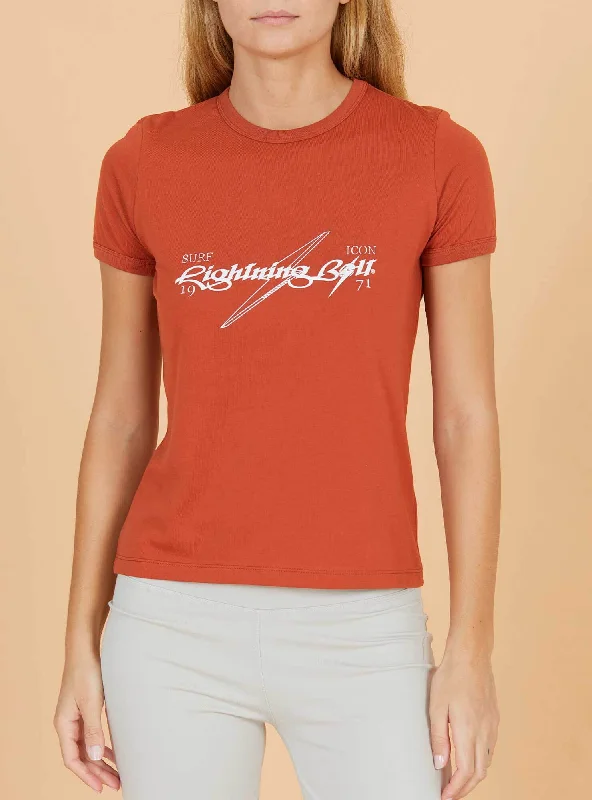 T-SHIRT COM ESTAMPADO À FRENTE Hooded Caped Shawl Collar