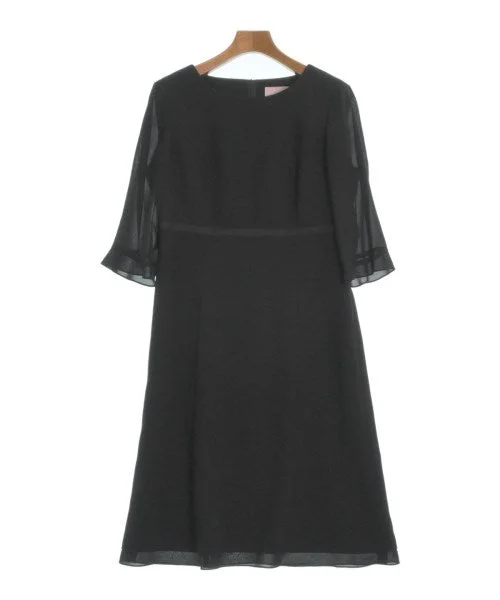 SOIR PERLE Dresses