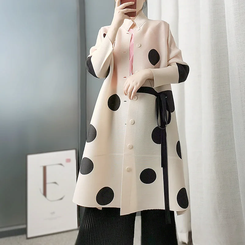 Loose Fit Pleated Polka Dot Lightweight Jacket Dress Quilted Jacket Puffer Jacket Insulated Jacket Loose Fit Pleated Polka Dot Lightweight Jacket Dress Quilted Jacket Puffer Jacket Insulated Jacket