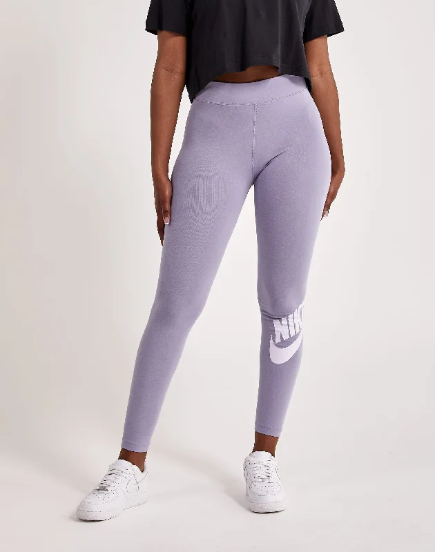 Nike Essential Futura Leggings