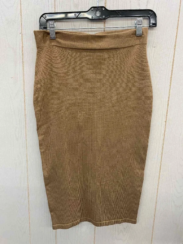 Tan Womens Size 8 Skirt leather skirt bold
