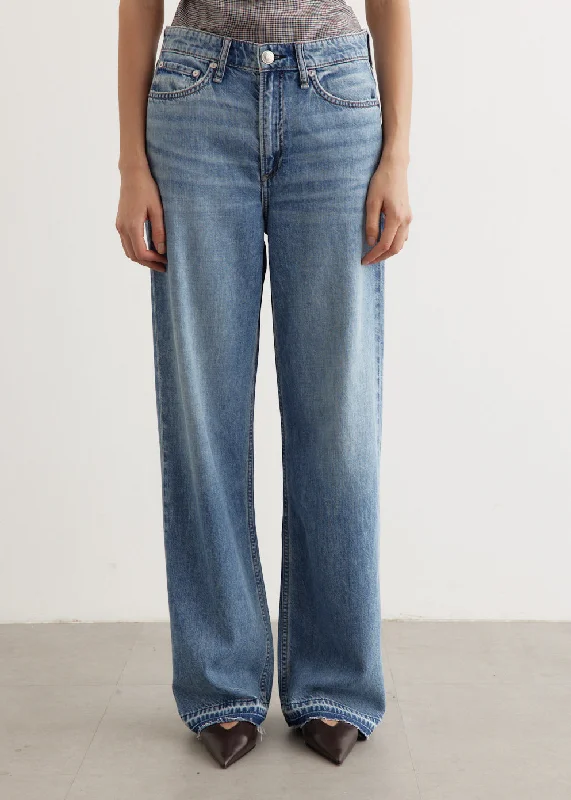 Featherweight Logan Jeans