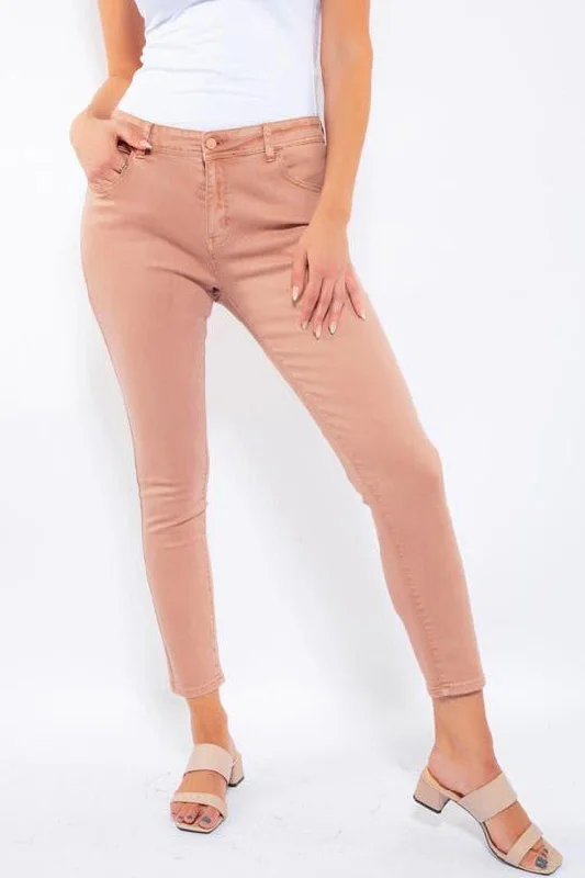 WOMEN'S FASHION COLORED JEANS IN PINK